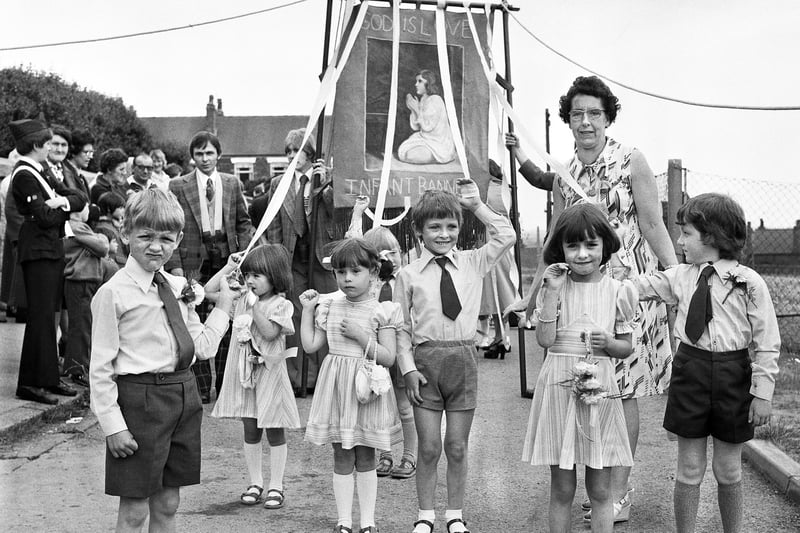 Ready for the off at St. Catherine's, Scholes, walking day on Sunday 19th of June 1977.