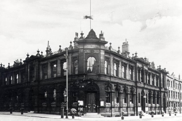 Wigan Town Hall, King Street, 1960s. Picture by permission of Ken Hudson, Wigan Metro Archive Department.
