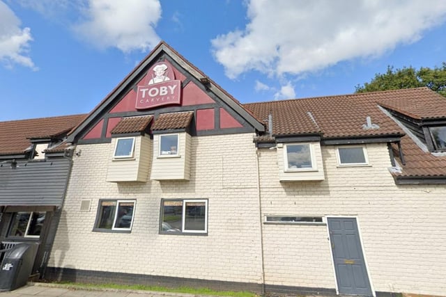 Just outside of Wigan, Toby Carvery has a rating of 3.9/5 from 2,400 reviews
East Lancashire Rd, St Helens, Saint Helens WA11 7LX