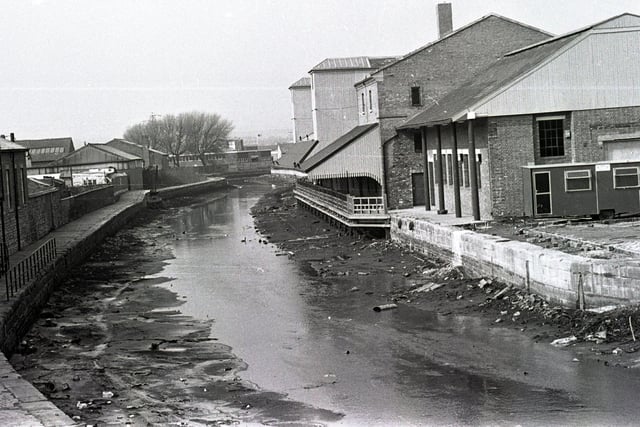 RETRO - The canal at Wigan Pier drained for renovation in 1985