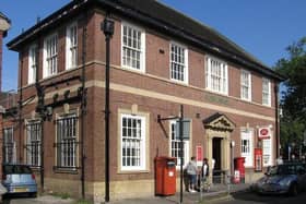 Leigh Post Office