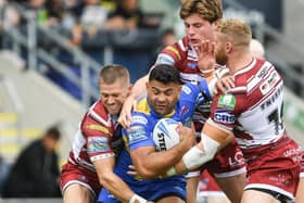 Wigan Warriors fell to a 30-4 defeat to Leeds Rhinos at Headingley Stadium