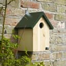 BG - R405836 Starling nest box 4 - A garden nest box for starlings