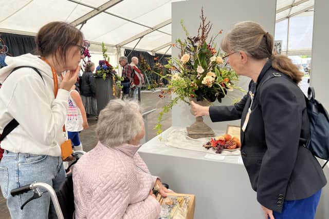 Helen is 92 and has been an avid gardener all her life but sadly has not been able to take part in her favourite hobby recently due to worsening health conditions. She was invited as a VIP guest to Southport Flower Show and treated to a 1-2-1 tour of the show by a National Flower Judge.