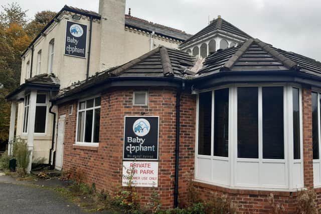 The abandoned Baby Elephant restaurant on Gathurst Lane