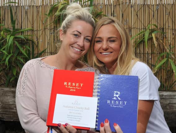 Gemma Heaton (right) with her friend Jenny Catterall, who follows the Reset programme