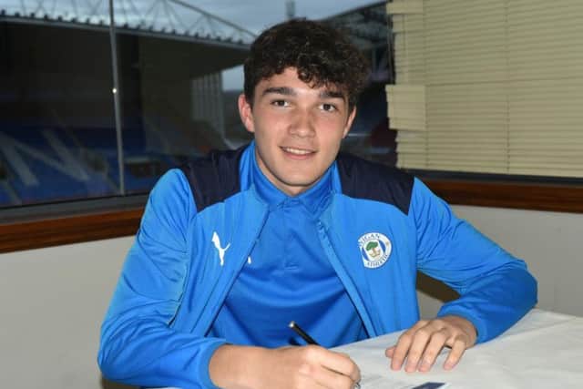 Kyle Joseph signs his new contract