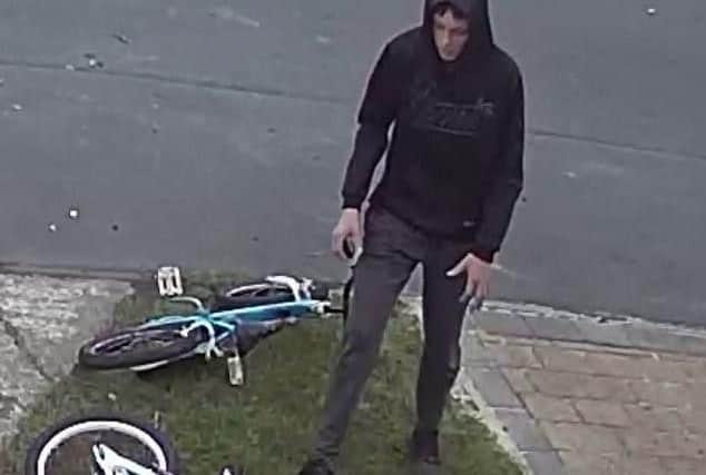 CCTV clearly captures the brazen bike thief