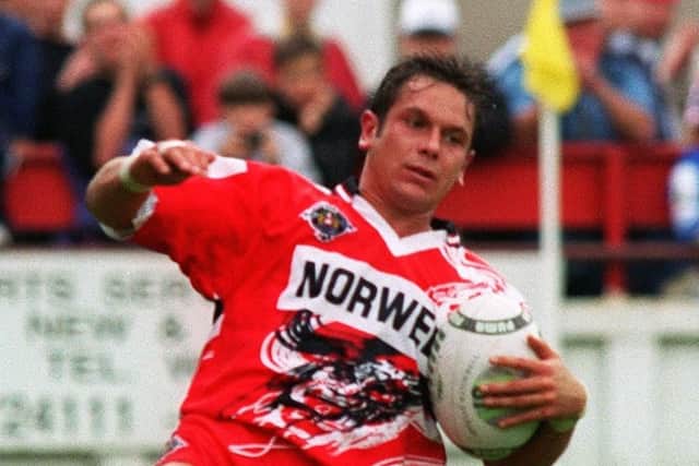Spent nearly a decade at Cas' before joining Wigan as Shaun Edwards' replacement, scoring 49 tries in 85 appearances