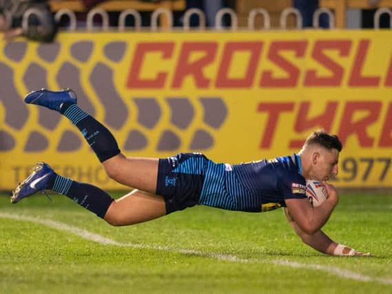 George Williams dives over to score his sensational first-half try