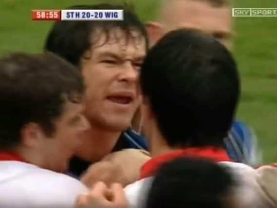 Andy Farrell's scrap with Paul Sculthorpe