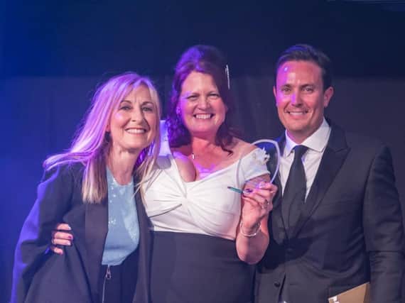 Winner Julie Davies with Awards Host Fiona Phillips & Gary Putson from Arena Group