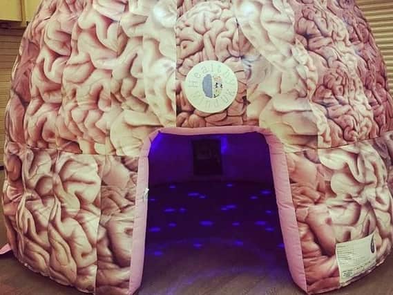 The inflatable brain