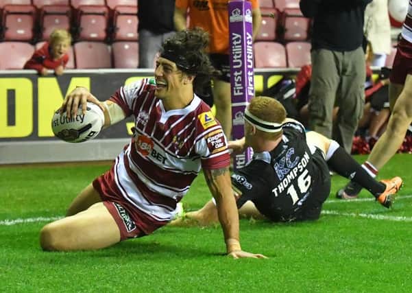 Anthony Gelling scores the match-sealing try