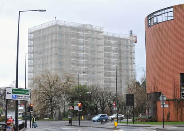 Cladding on the blocks of flats in Scholes