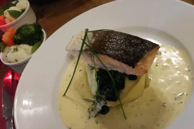 Hind's Head salmon dish