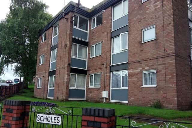 Scholes flats