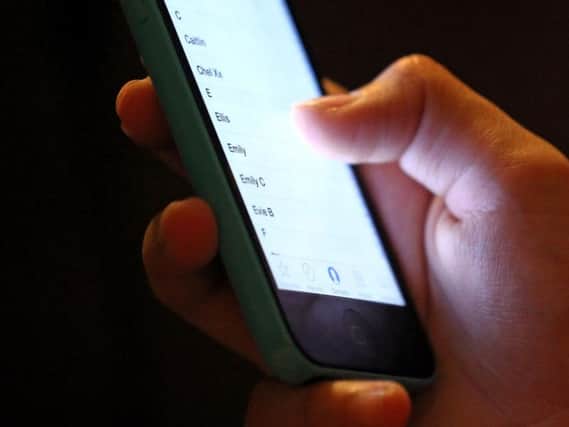 Children 'ill-equipped for avalanche of pressure' on social media