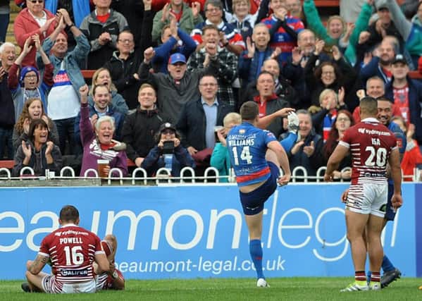 Wakefield beat Wigan 32-0 in the last game of 2017