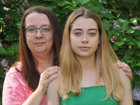 Wigan teenager Amelia Tomlinson and her mum Tina